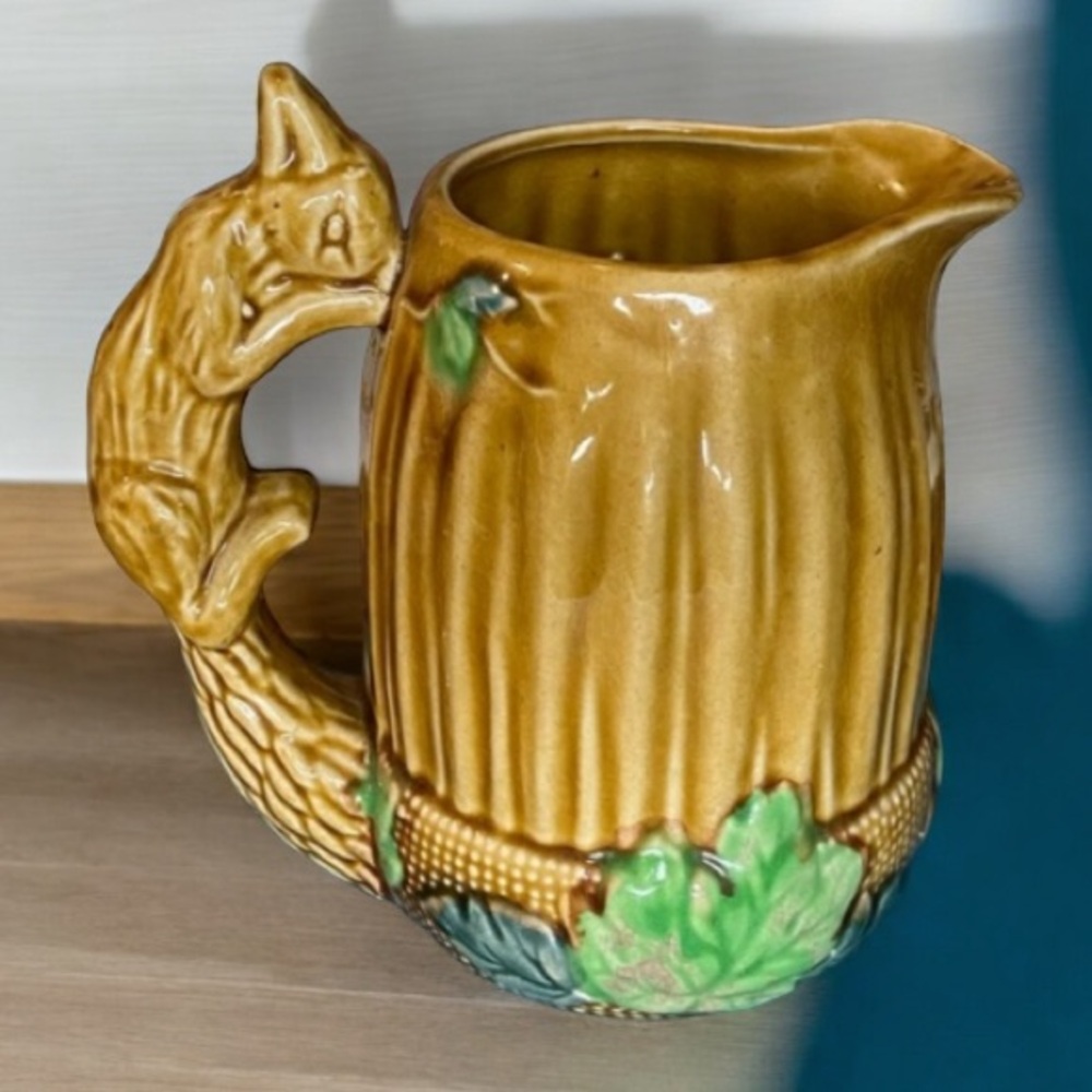 Vintage fall style occupied japan squirrel creamer handle with Acorn foliage..
